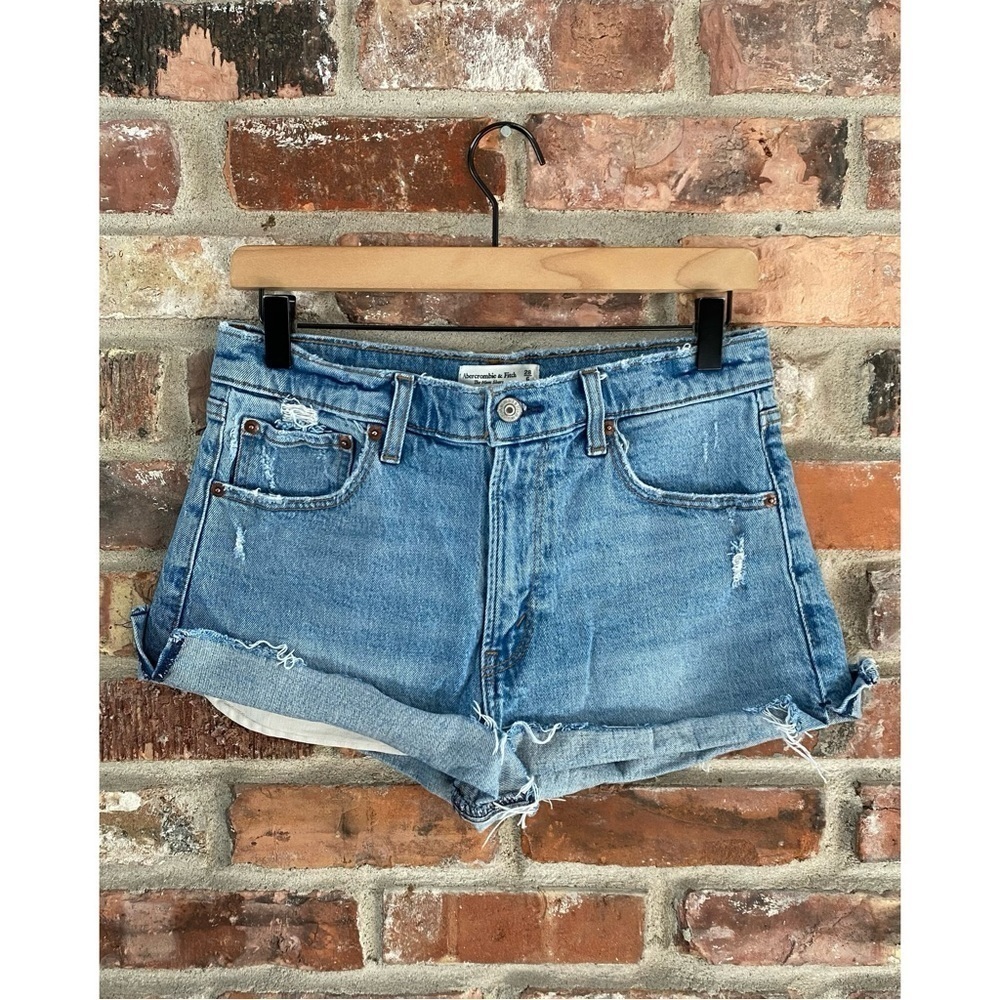 Abercrombie & Fitch The Mom Jean Shorts